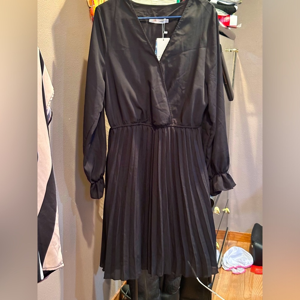 Women’s large black dress